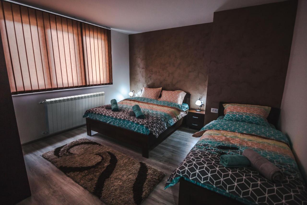 Kristal Apartmani Aranđelovac Eksteriør billede