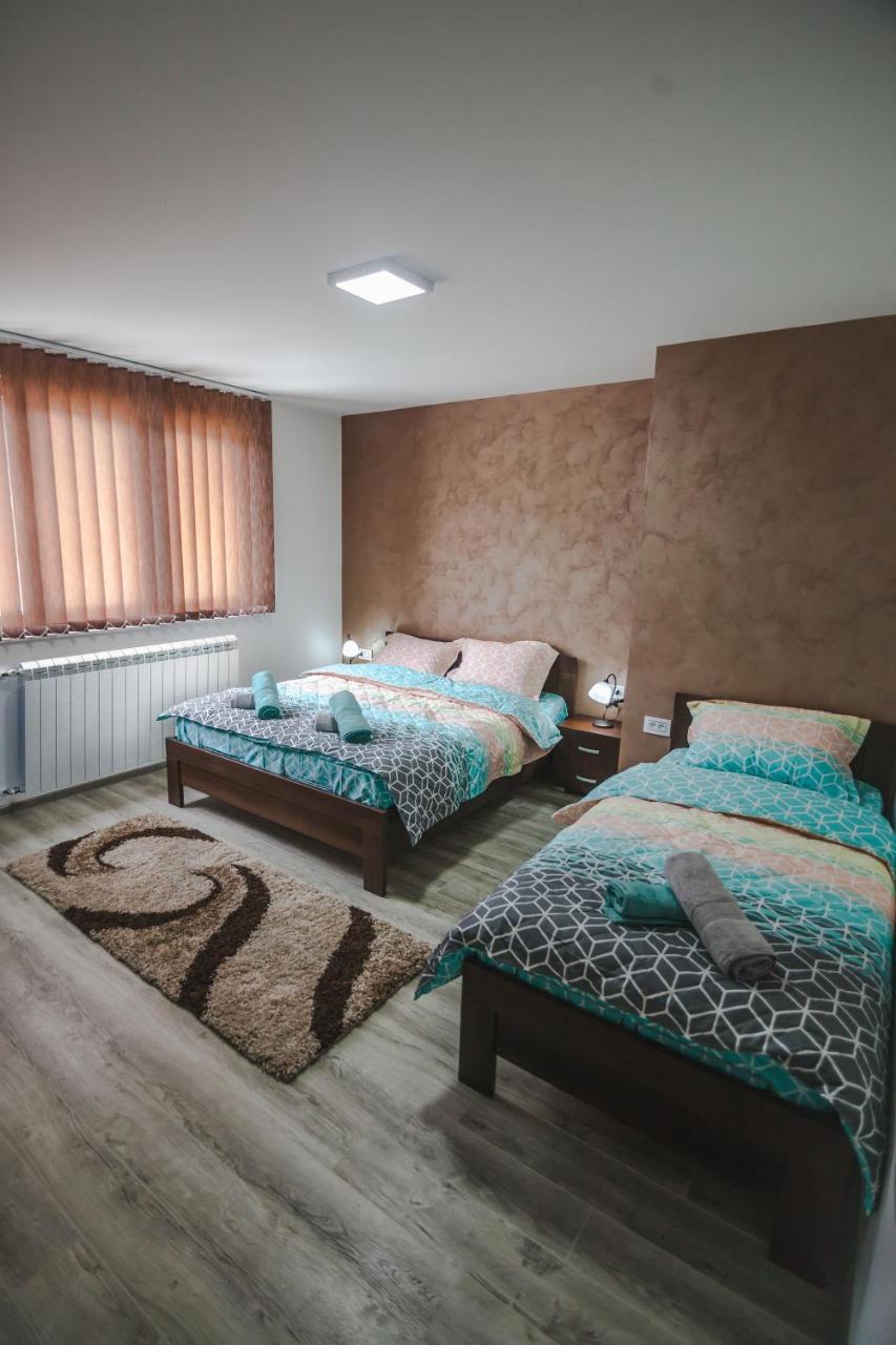 Kristal Apartmani Aranđelovac Eksteriør billede